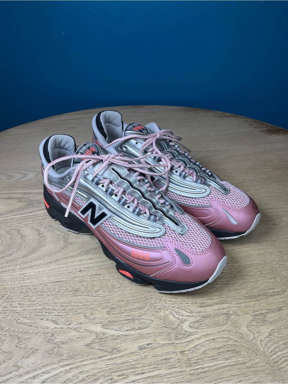 New Balance 1000 Sneakers Pink Metallic Silver Running Shoes Mens 11 Womens 12.5